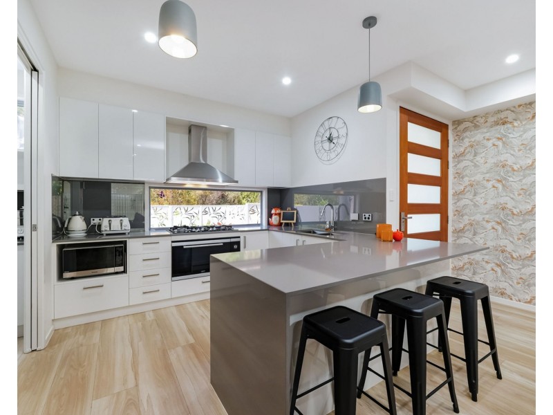 2/41 Bells Esplanade, Pelican Waters QLD 4551