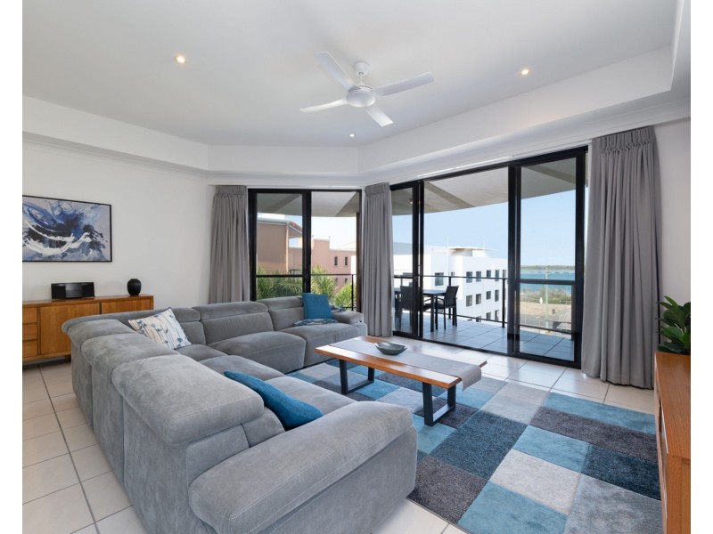 20/40 Esplanade, Golden Beach QLD 4551