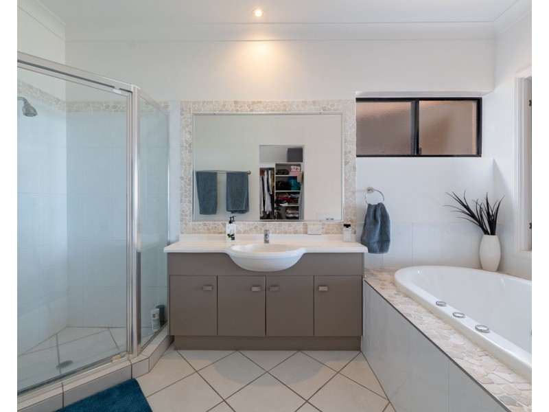 20/40 Esplanade, Golden Beach QLD 4551