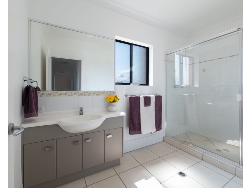 20/40 Esplanade, Golden Beach QLD 4551