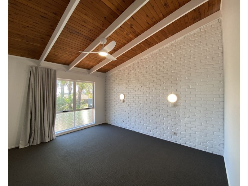 29 Oceanic Drive, Warana QLD 4575