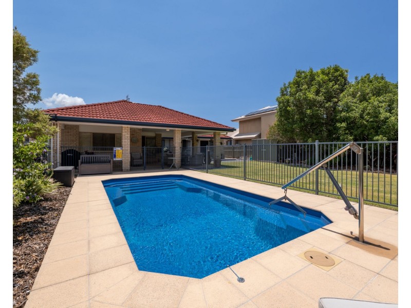14 Kuthar Street, Pelican Waters QLD 4551