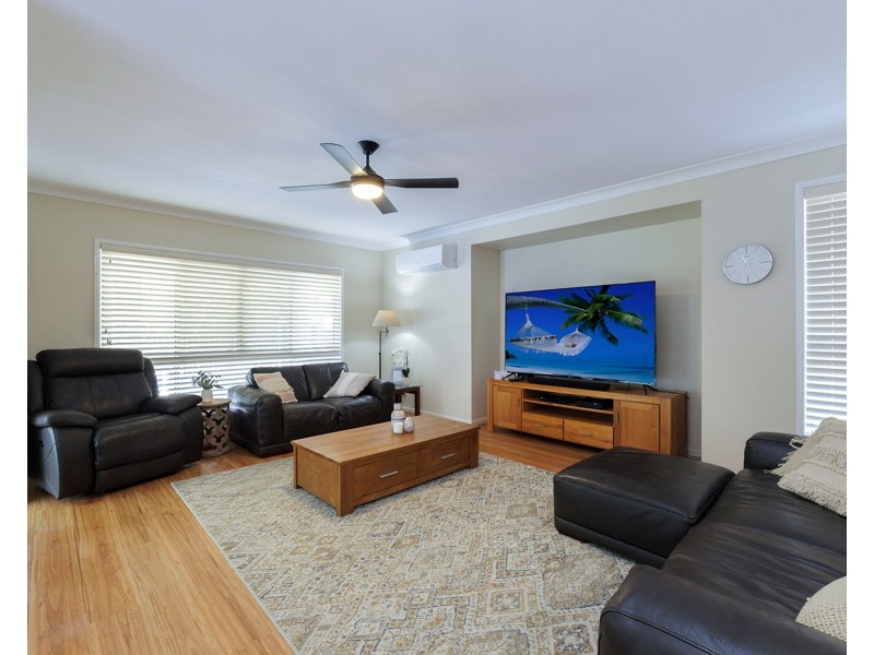 14 Kuthar Street, Pelican Waters QLD 4551