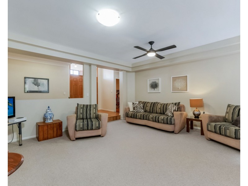 14 Kuthar Street, Pelican Waters QLD 4551