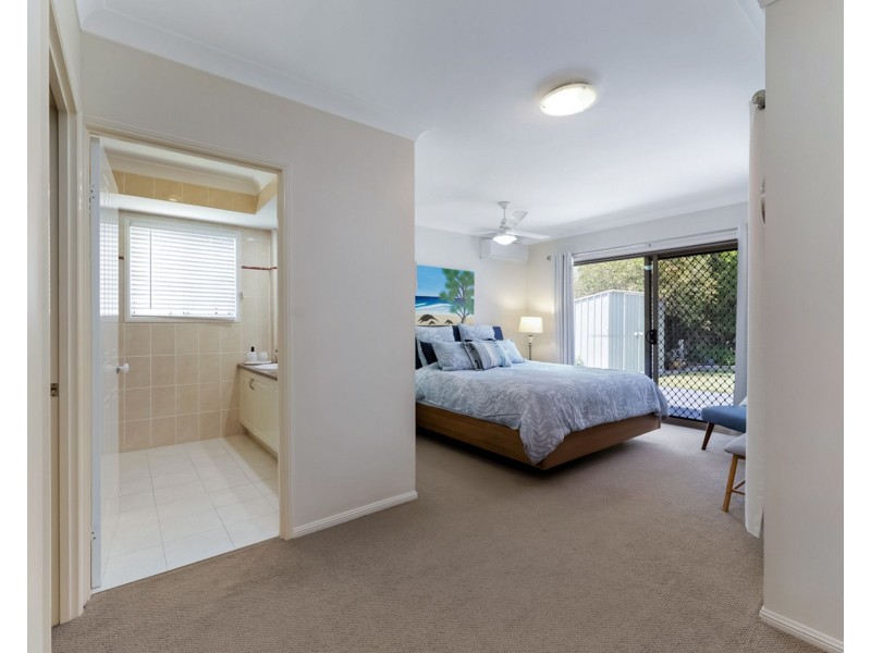 14 Kuthar Street, Pelican Waters QLD 4551