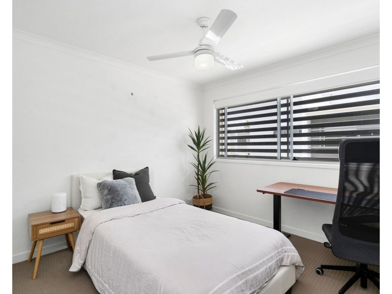 11/2-12 Kurrimine Crescent, Mountain Creek QLD 4557