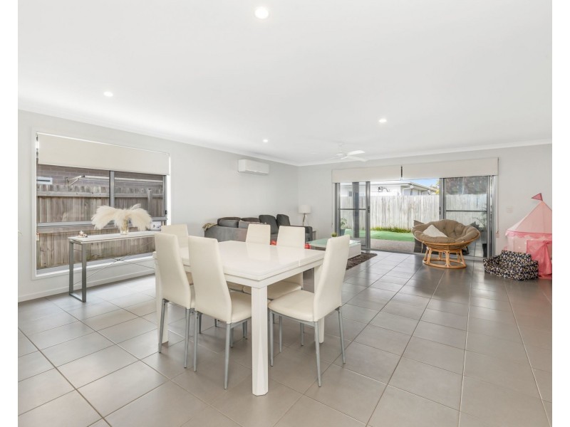 2 Ochre Crescent, Caloundra West QLD 4551