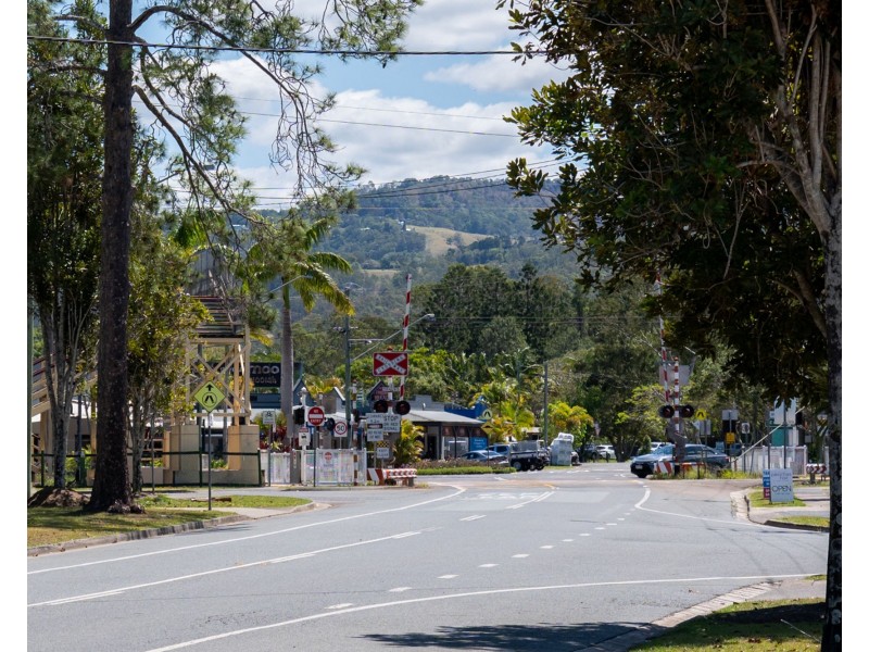 5 Haven Court, Mooloolah Valley QLD 4553