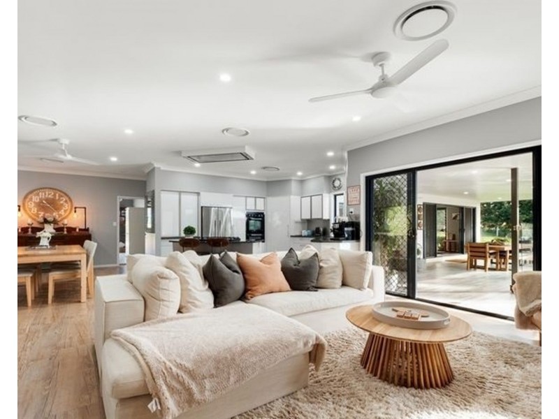 41 Cynthia Hunt Drive, Flaxton QLD 4560