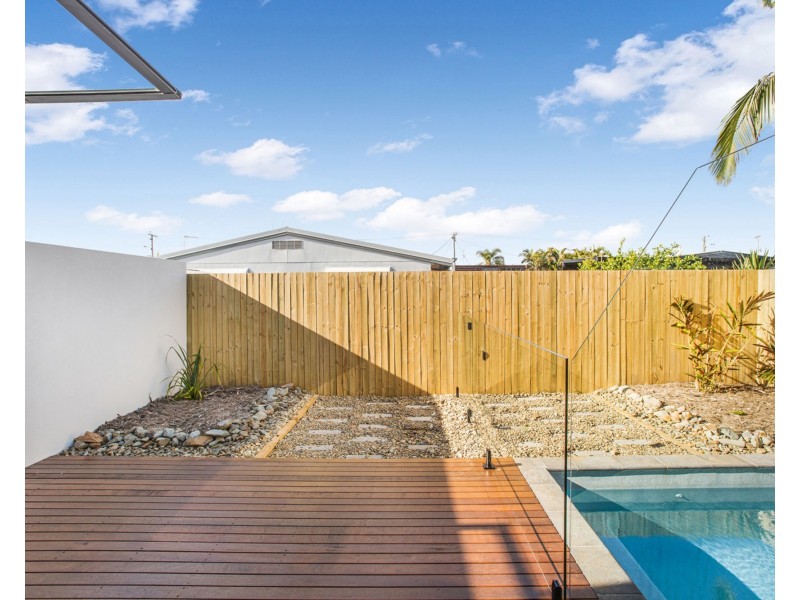 24b Ilumba Street, Buddina QLD 4575