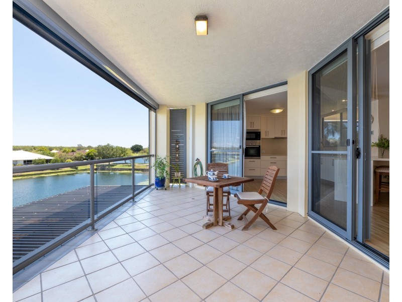 17/1 Millennium Circuit, Pelican Waters QLD 4551