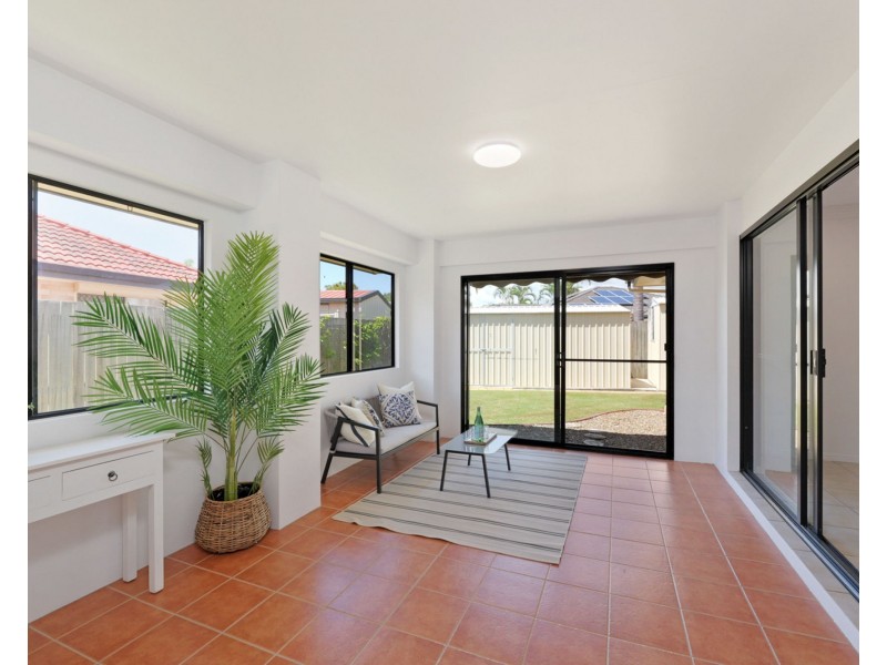 8 Agincourt Street, Pelican Waters QLD 4551