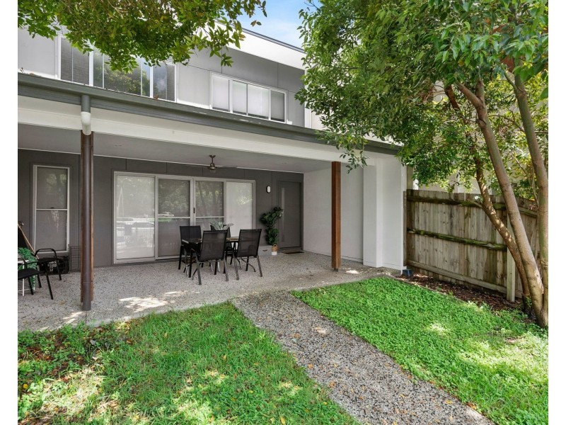 4 Fraser Avenue, Maroochydore QLD 4558