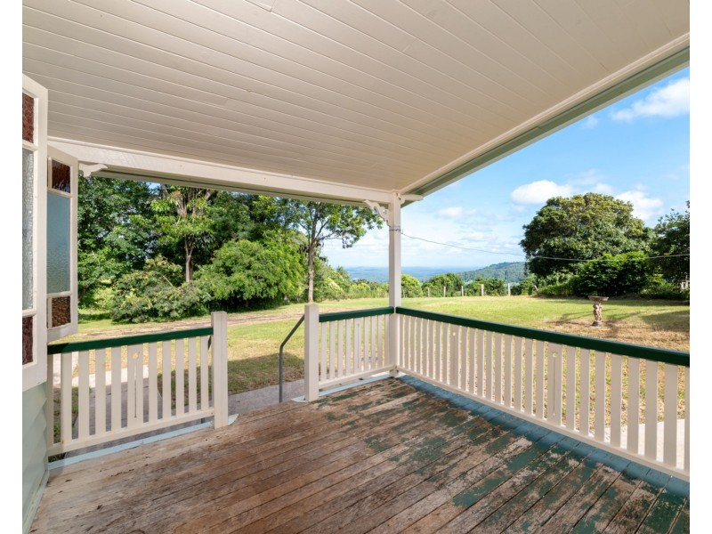 463 Flaxton Drive, Flaxton QLD 4560