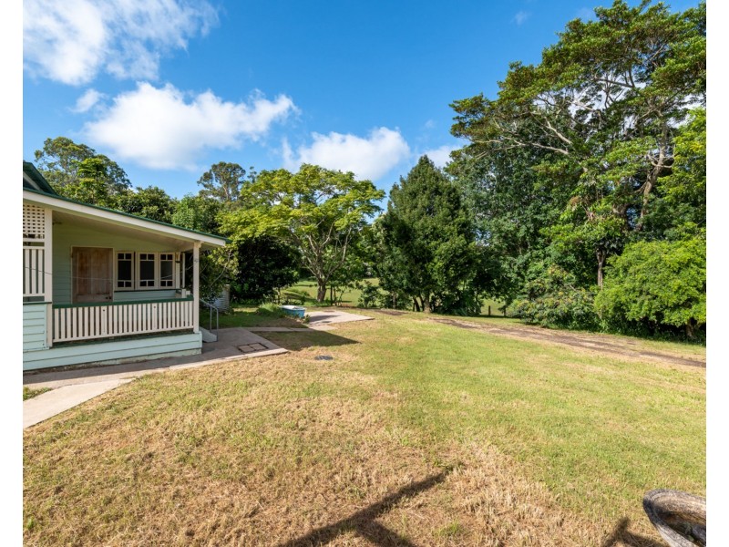 463 Flaxton Drive, Flaxton QLD 4560