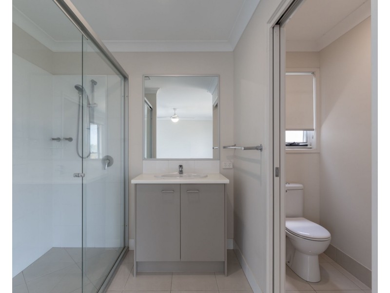 17a Cobalt Crescent, Caloundra West QLD 4551