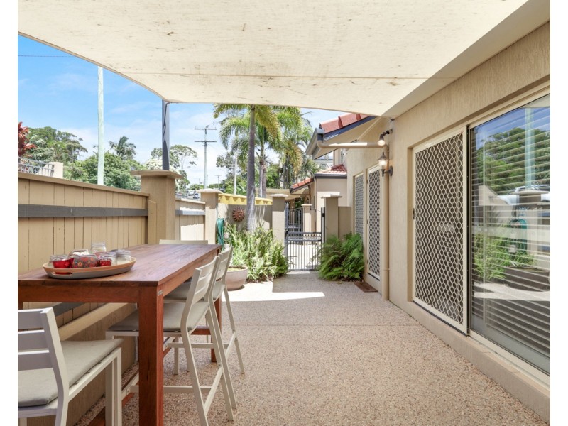 2/16 Janet Street, Alexandra Headland QLD 4572