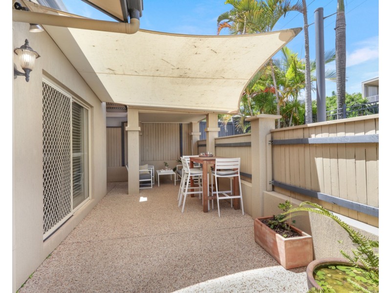 2/16 Janet Street, Alexandra Headland QLD 4572