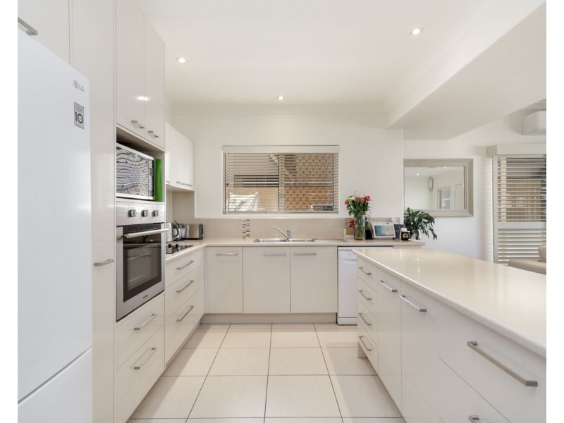 2/16 Janet Street, Alexandra Headland QLD 4572