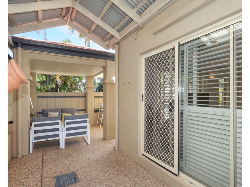 2/16 Janet Street, Alexandra Headland QLD 4572