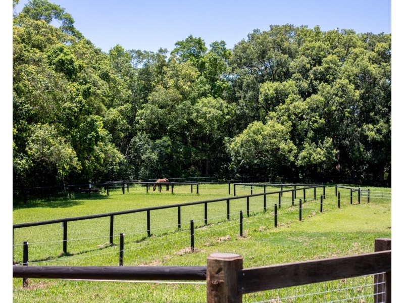 35 King Road, Mooloolah Valley QLD 4553