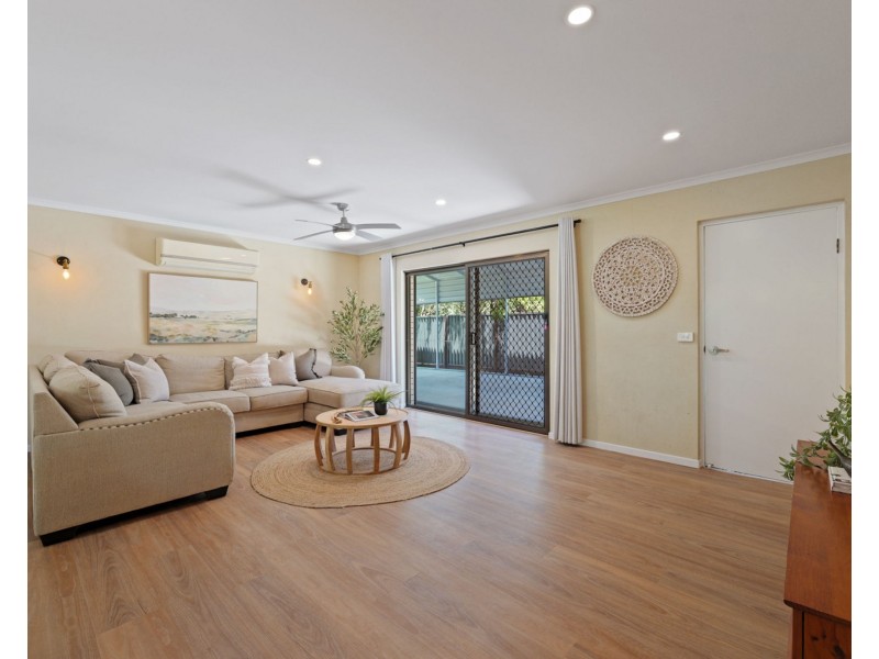 35 King Road, Mooloolah Valley QLD 4553