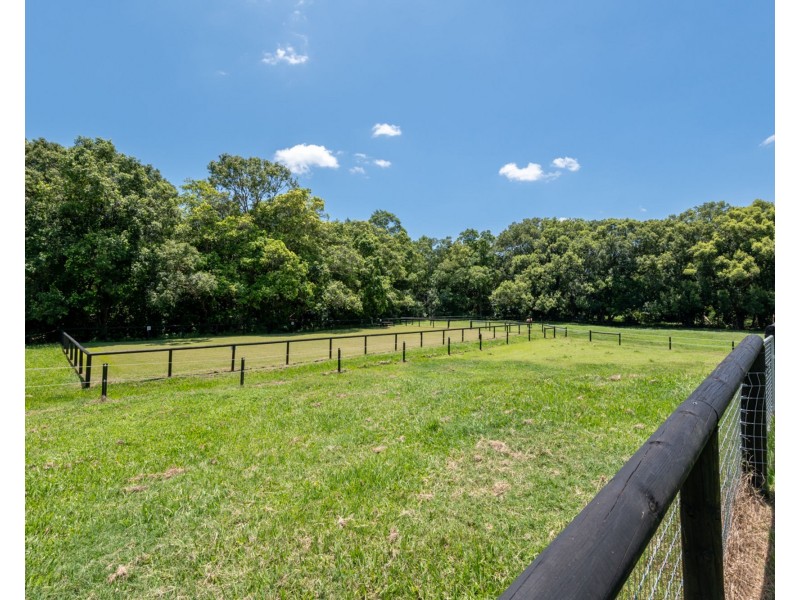 35 King Road, Mooloolah Valley QLD 4553