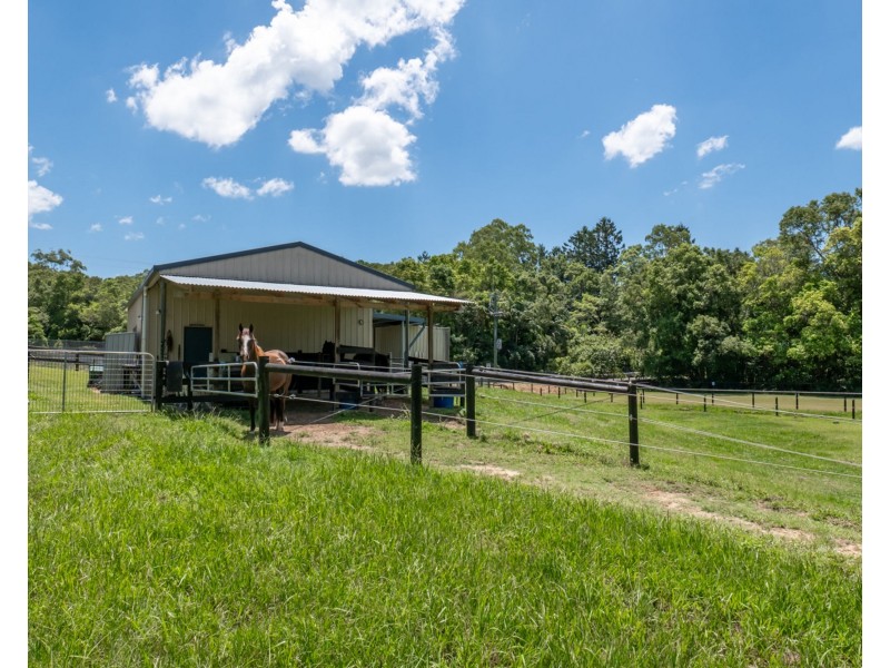 35 King Road, Mooloolah Valley QLD 4553