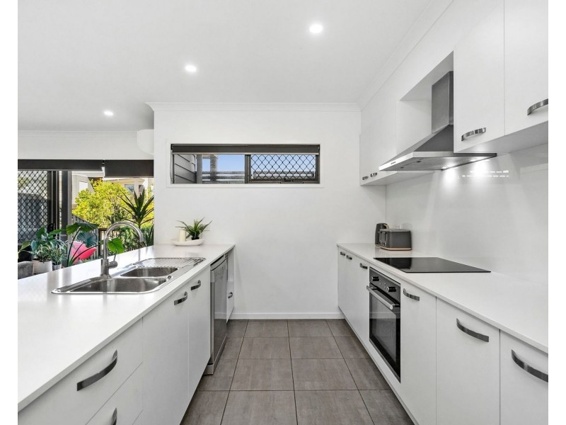 18 Solace Street, Birtinya QLD 4575