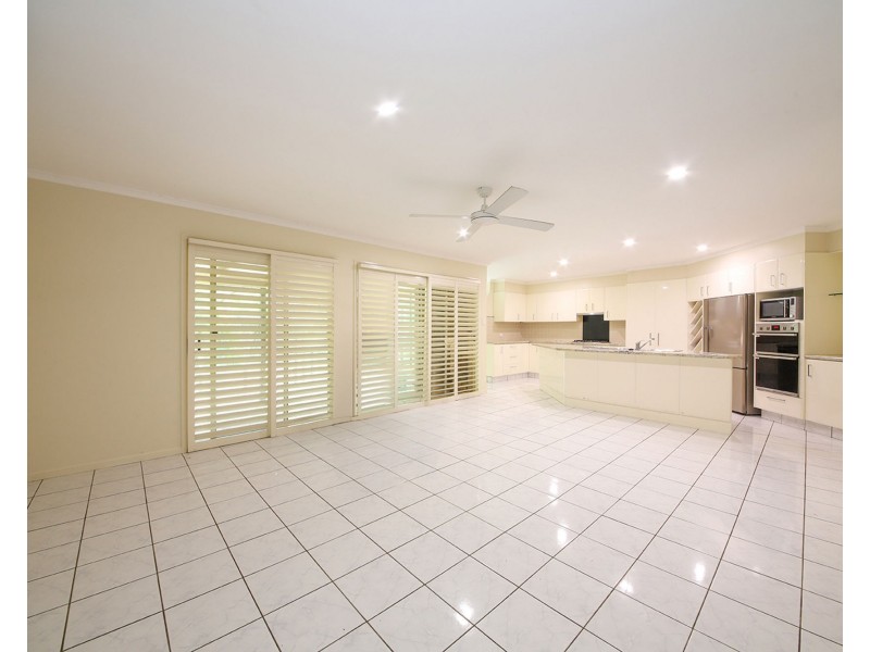 6 Artemia Court, Palmview QLD 4553