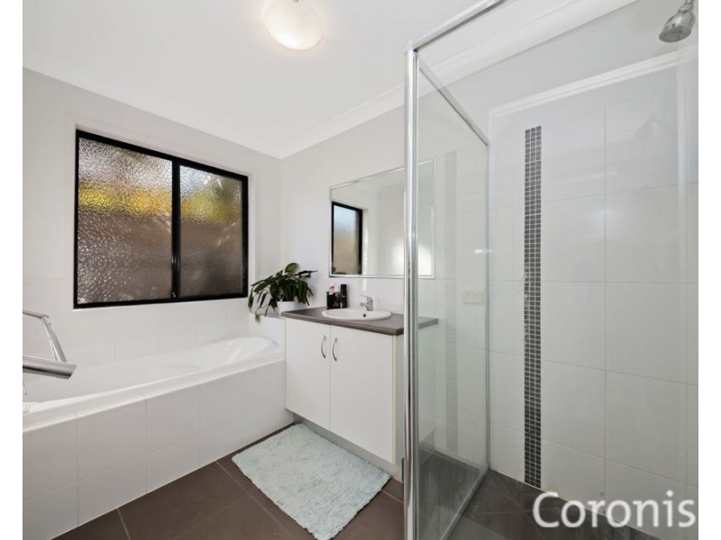 10 Sheave Street, Birtinya QLD 4575