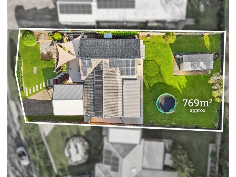 13 Bapaume Court, Aroona QLD 4551