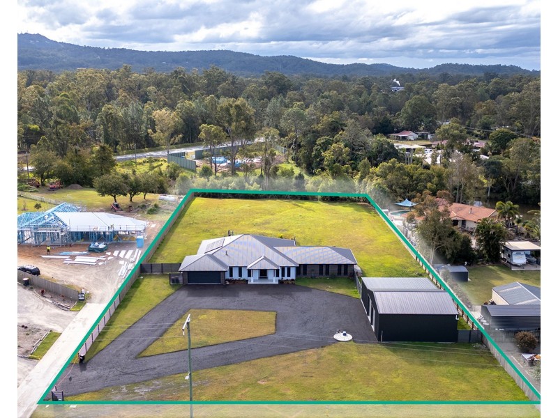 12 Farmhouse Lane, Landsborough QLD 4550