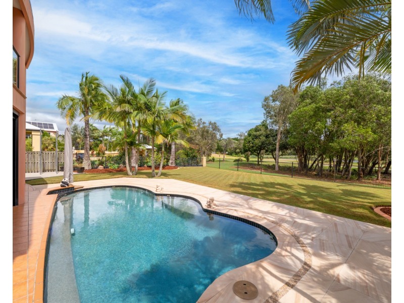 7 Midden Place, Pelican Waters QLD 4551