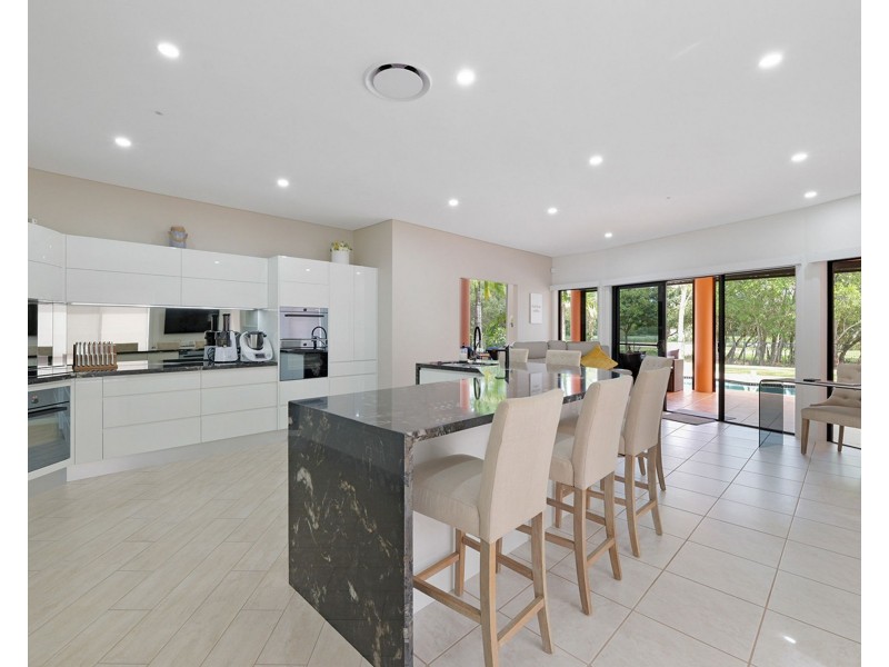 7 Midden Place, Pelican Waters QLD 4551