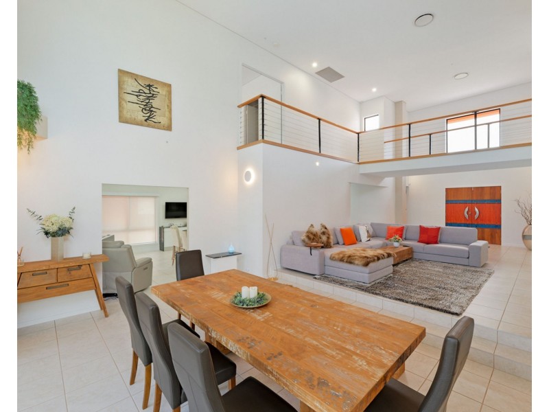 7 Midden Place, Pelican Waters QLD 4551