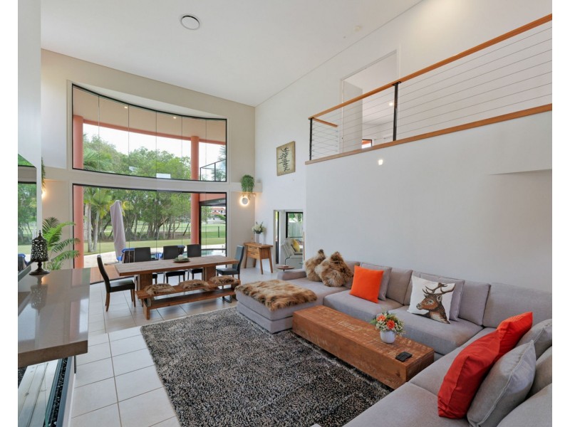 7 Midden Place, Pelican Waters QLD 4551