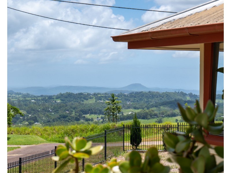 2/342 Flaxton Drive, Flaxton QLD 4560