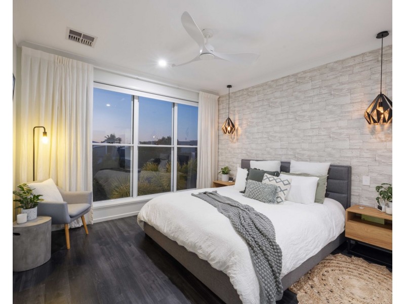 4 Zinnia Close, Peregian Springs QLD 4573