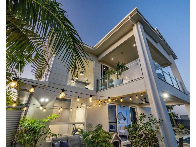 4 Zinnia Close, Peregian Springs QLD 4573