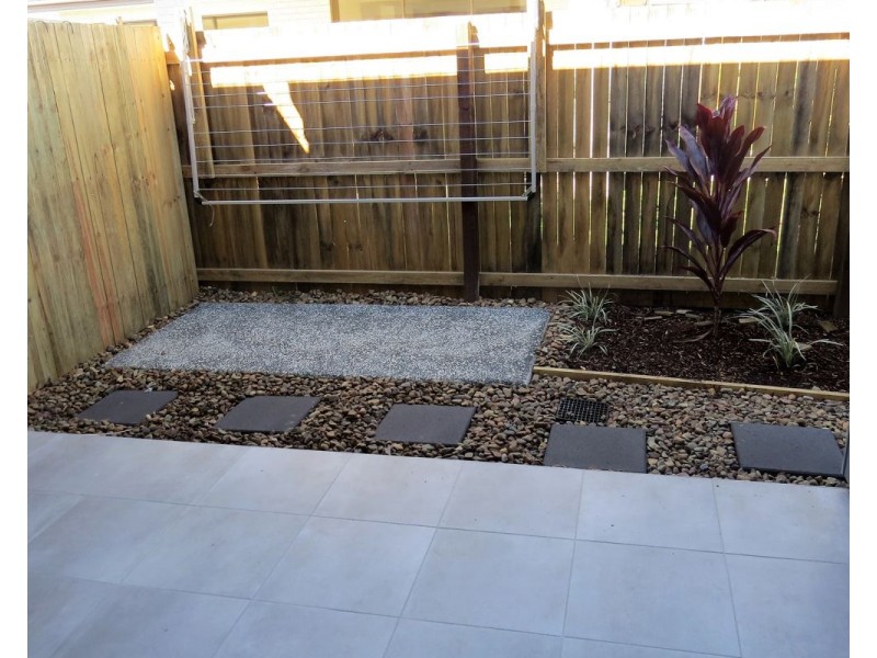 6 Chestnut Crescent, Caloundra West QLD 4551