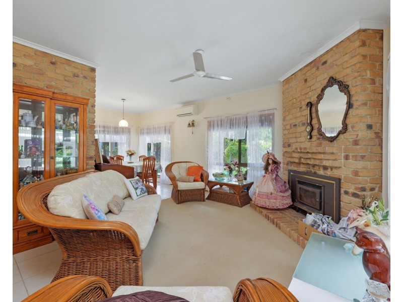 123 Simba Road, West Woombye QLD 4559