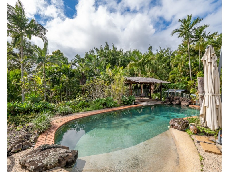 123 Simba Road, West Woombye QLD 4559