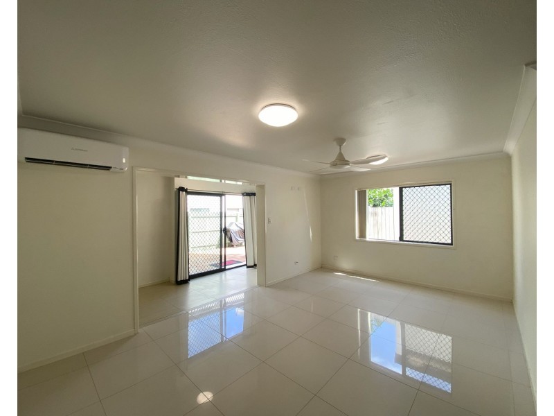 1/18 Muraban Street, Mooloolaba QLD 4557