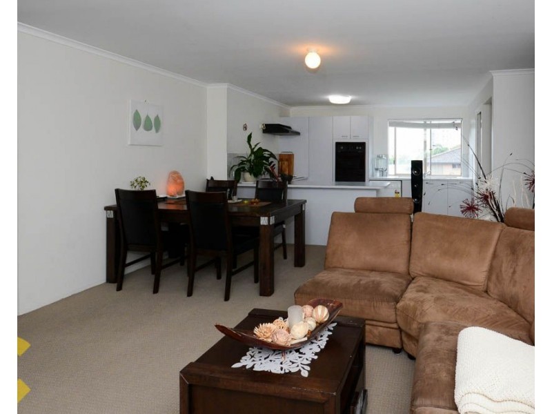 12/2 Camfield Street, Alexandra Headland QLD 4572