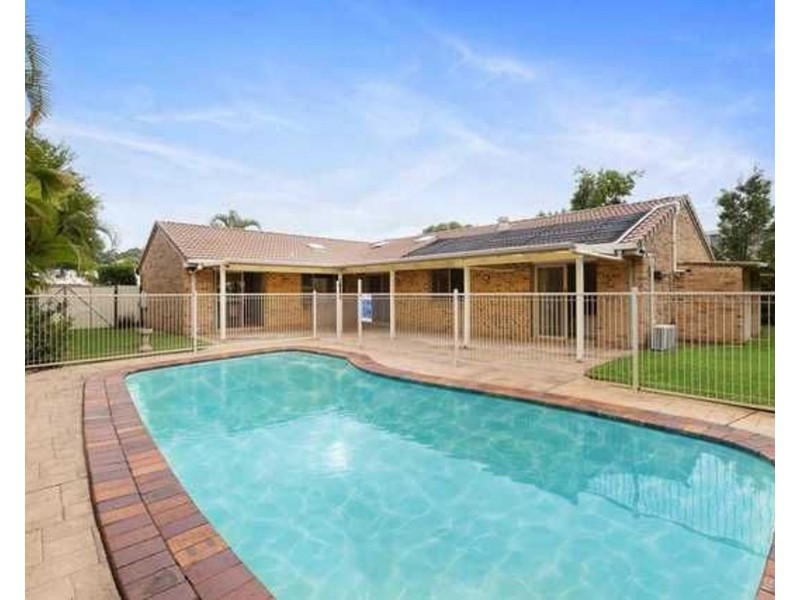 22 Seacove Court, Noosaville QLD 4566