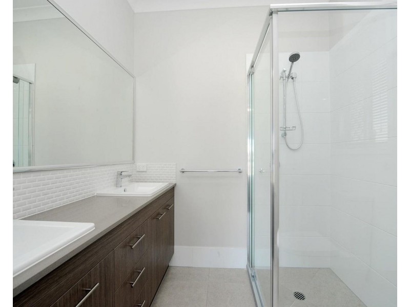 44 Bells Reach Drive, Caloundra West QLD 4551
