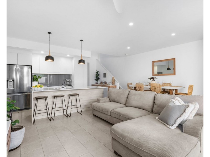 8/11 Panama Crescent, Mountain Creek QLD 4557