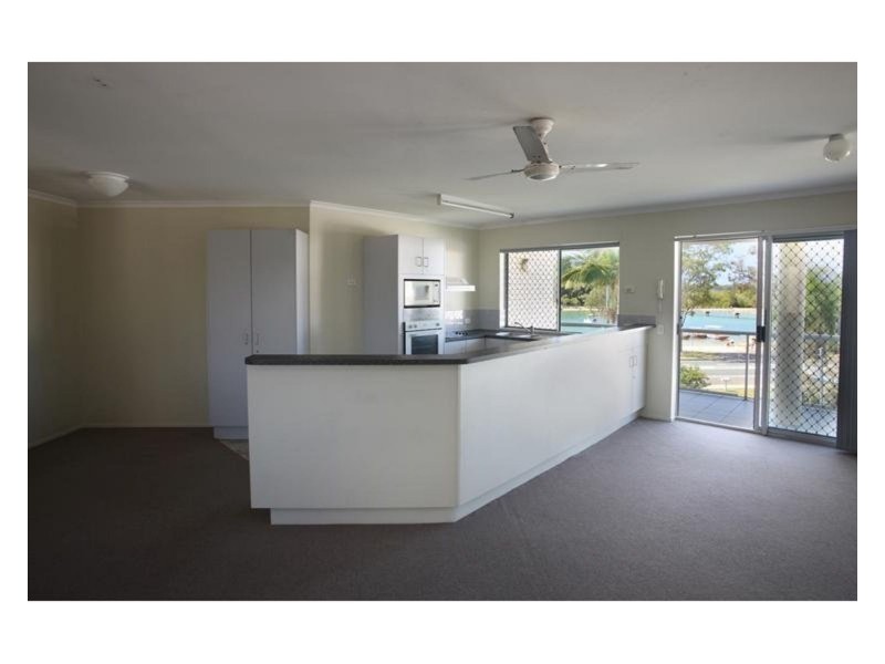 9/71 Bradman Ave, Maroochydore QLD 4558