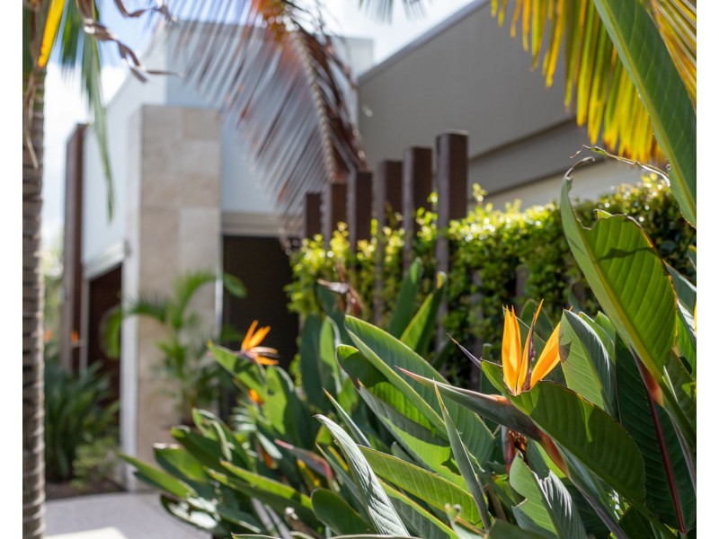2 Forster Place, Pelican Waters QLD 4551